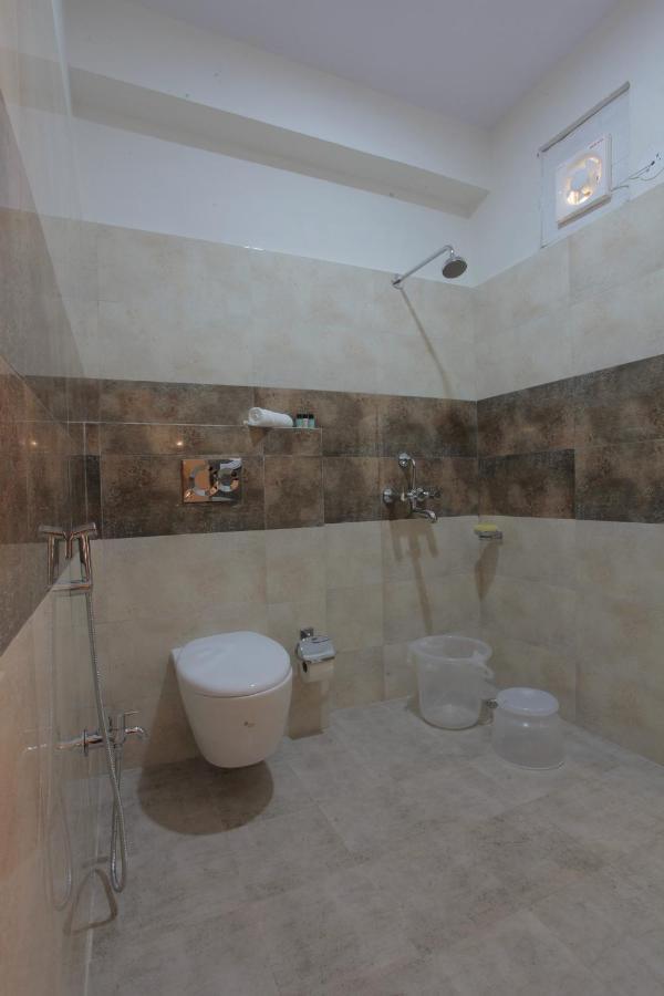 Mimosa Udaipur Bed & Breakfast ภายนอก รูปภาพ