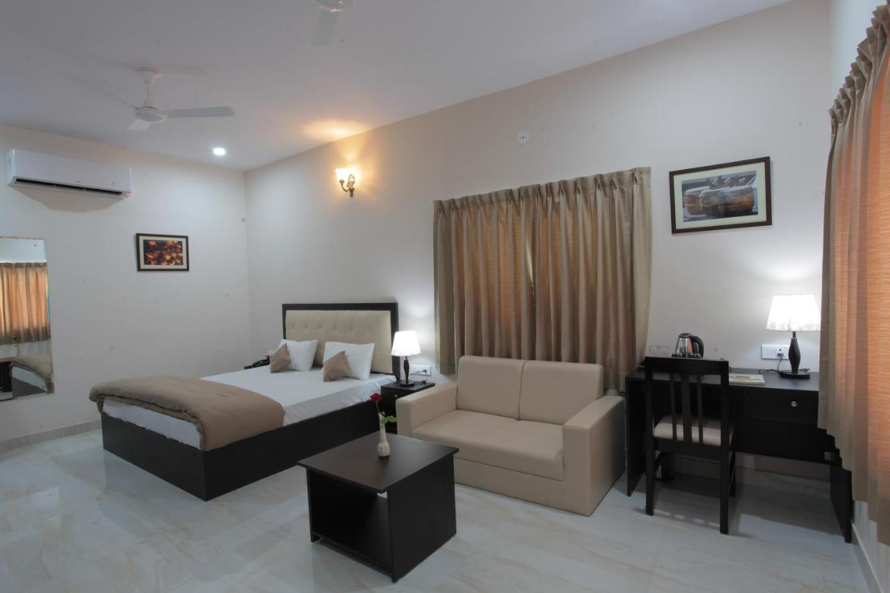 Mimosa Udaipur Bed & Breakfast ภายนอก รูปภาพ